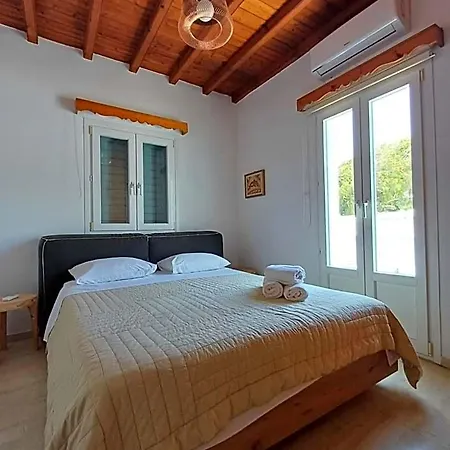 Manos Hotel Mykonos Town