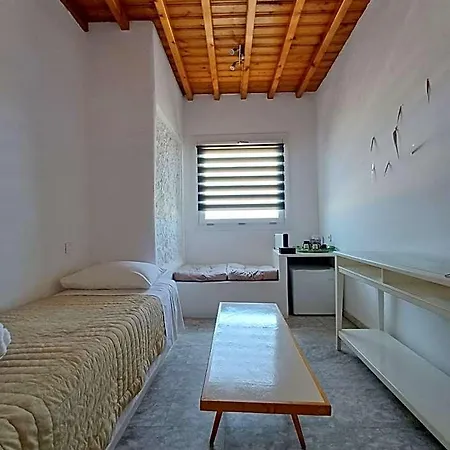 Manos Hotel Mykonos Town