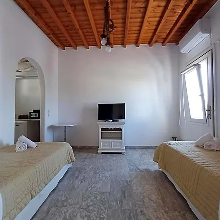 Hotel Manos 4*